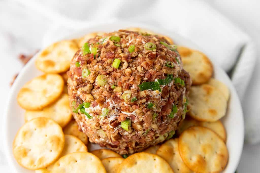 Pecan Bacon Cheeseball